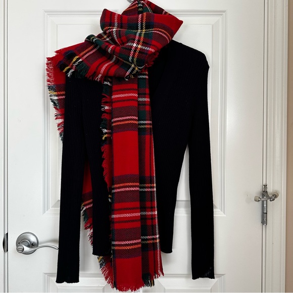 SOLD! on eBay Max&Co MaxMara Accessories Label-cut Red Plaid Scarf.Size: OS. - Picture 5 of 14